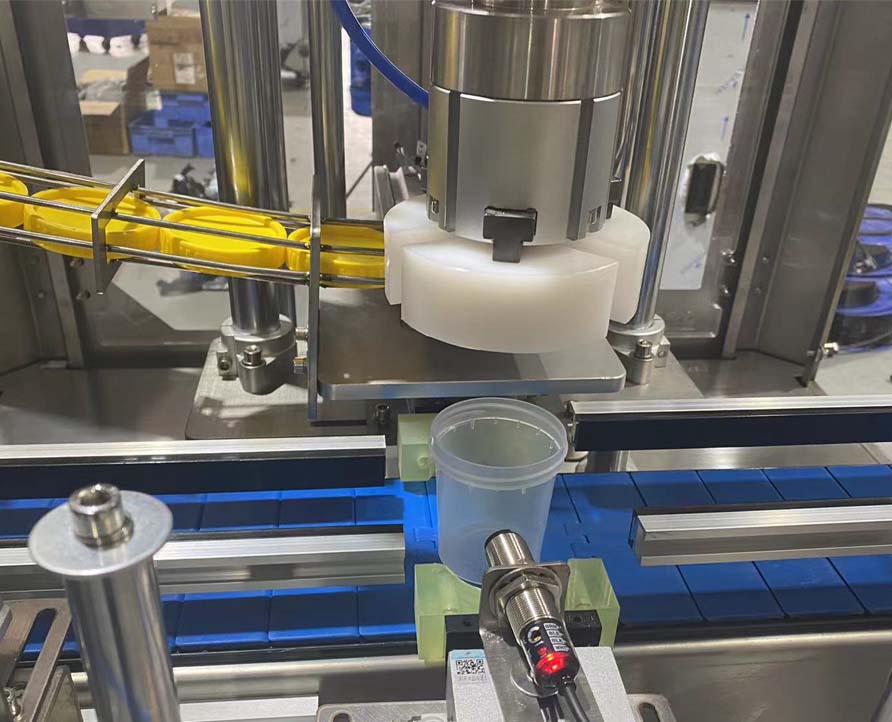 Single Head Servo Gripping and Screw Capping Machine, Servo Bottle Capping Machine, FH-FCP001