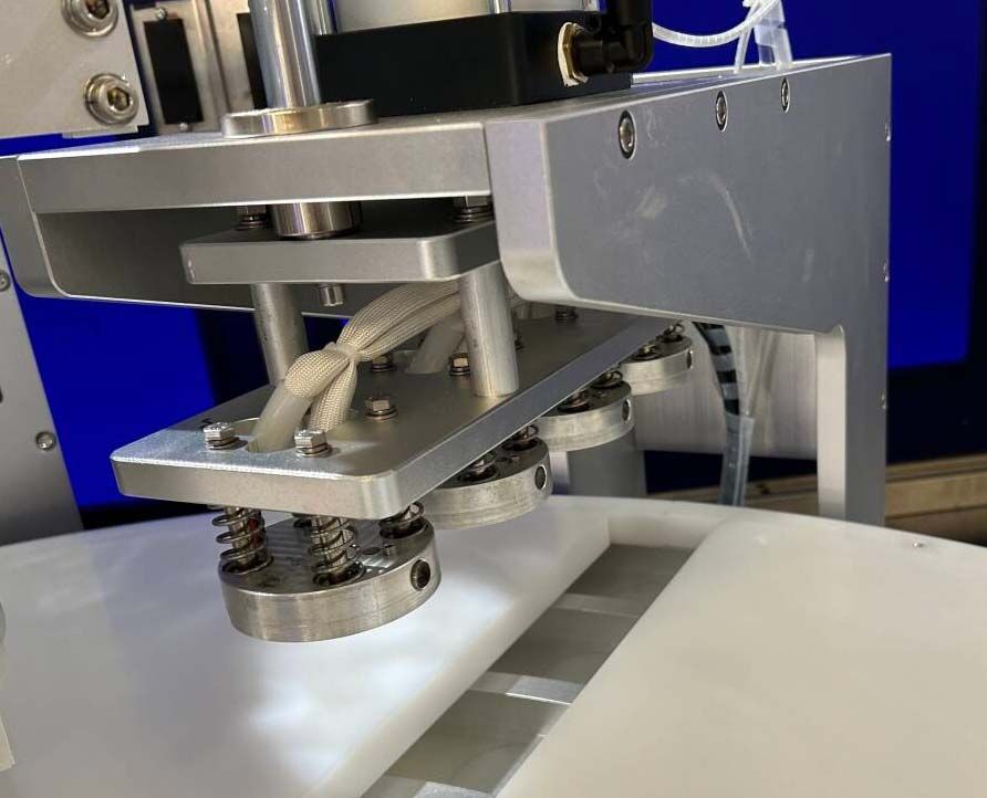 Automatic Rotary Heat Foil Sealing Machine with double sealing  for Plastic Container,Transparent Film Turntable Hot Film Sealer Machine
