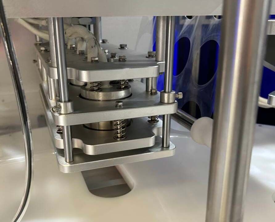 Automatic Rotary Heat Foil Sealing Machine with double sealing  for Plastic Container,Transparent Film Turntable Hot Film Sealer Machine