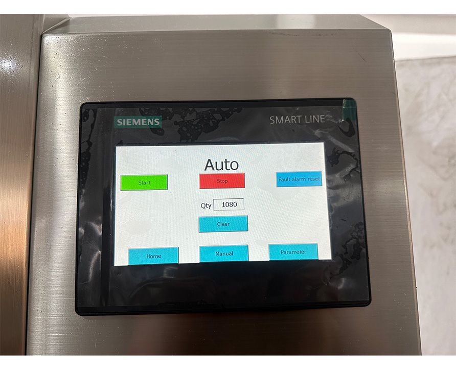 Vacuum capping machine, Automatic linear vacuum capping machine for glass bottles, vacuum capper machine