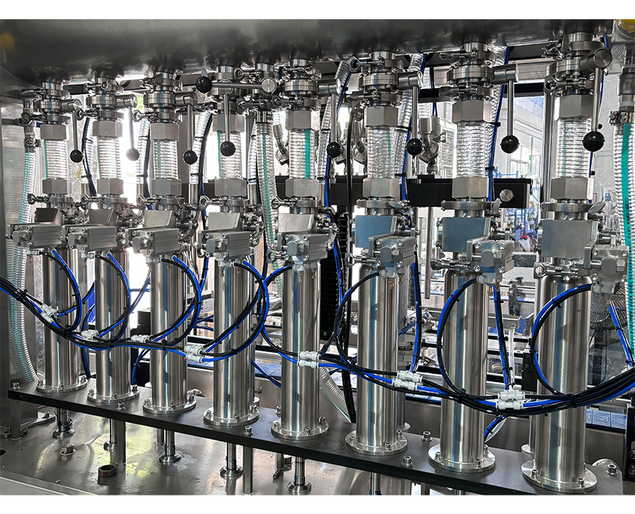 Fully Automatic 8-head Servo Piston Filling Machine (With Cover), Multi-head Piston Filling Equipment