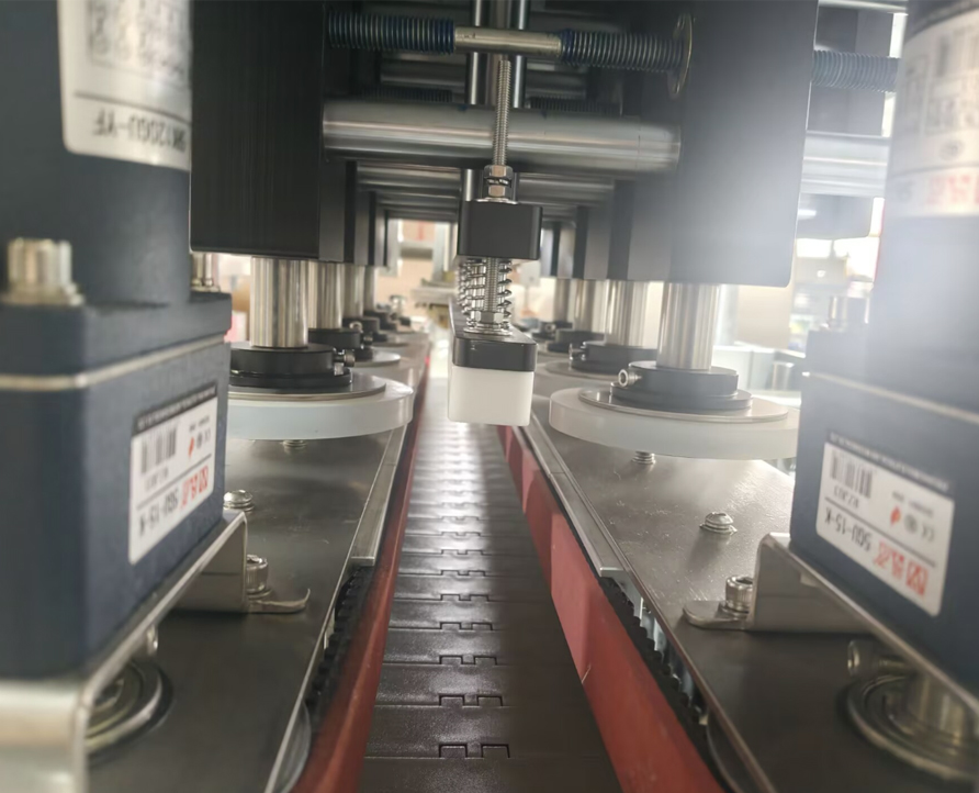 High Speed 8-wheel capping machine, linear capper machine, fully automatic screw capper machine