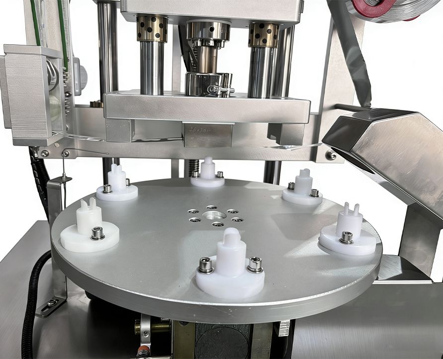 Semi-automatic roll film sealing machine, aluminum foil sealing machine, small tube sealing machine